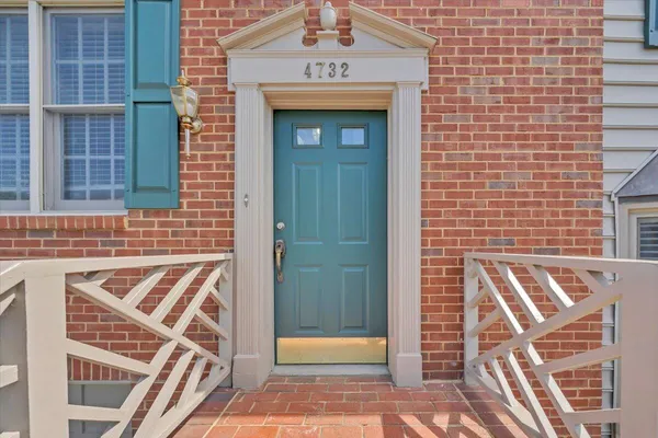 $324,999 | 4732 Wembley Place Southwest, Roanoke, VA 24018