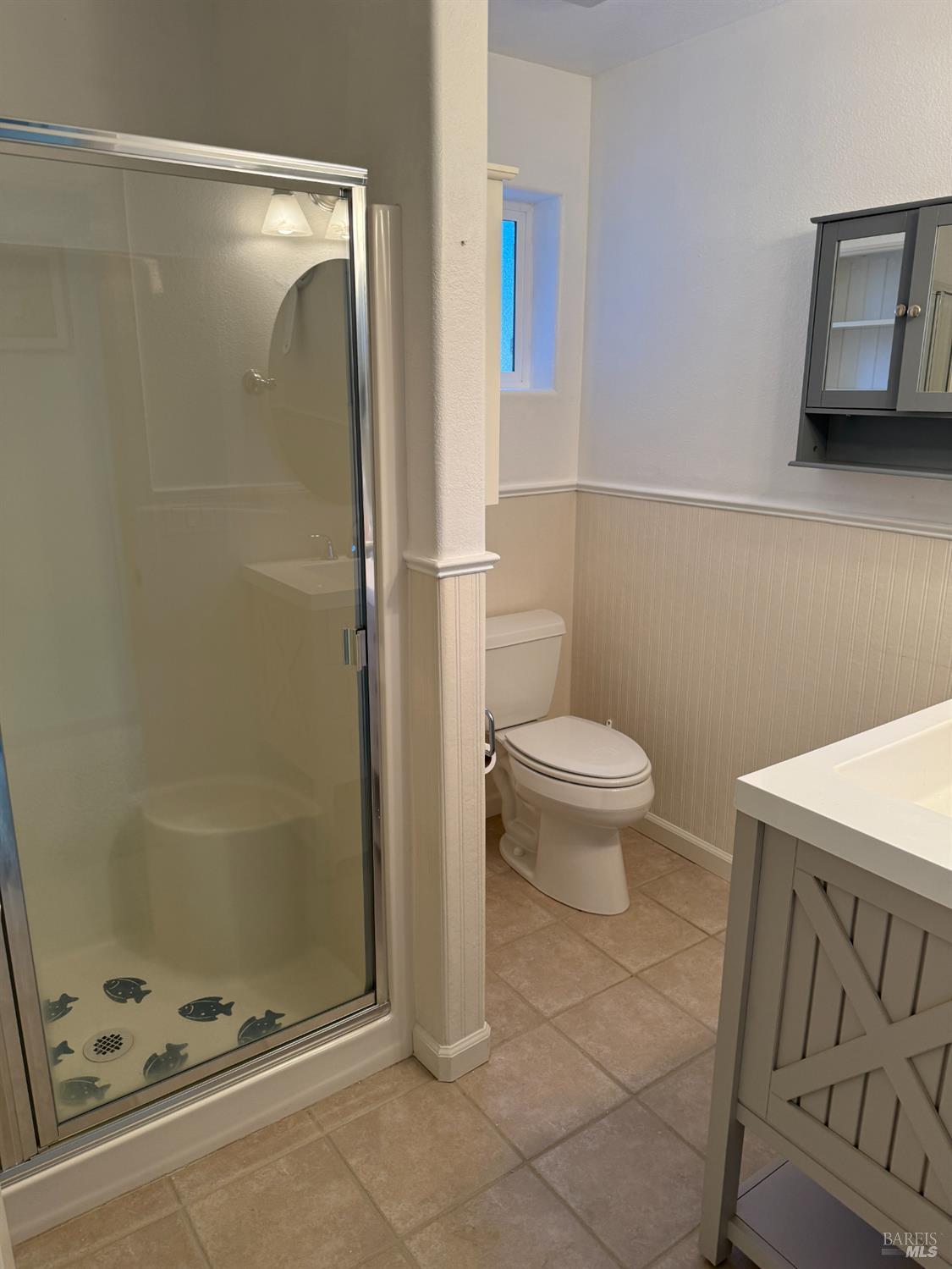 18920 Timber Pointe Drive Fort Bragg, CA 95437 - Photo 15 of 24 Secondary Bathroom