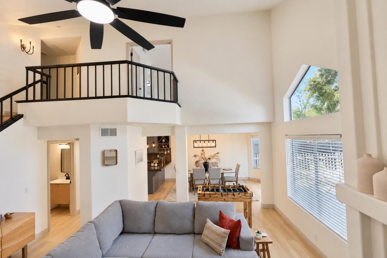 4643 Shade Tree Way Antelope, CA 95843 - Photo 11 of 68 Gallery Image 11