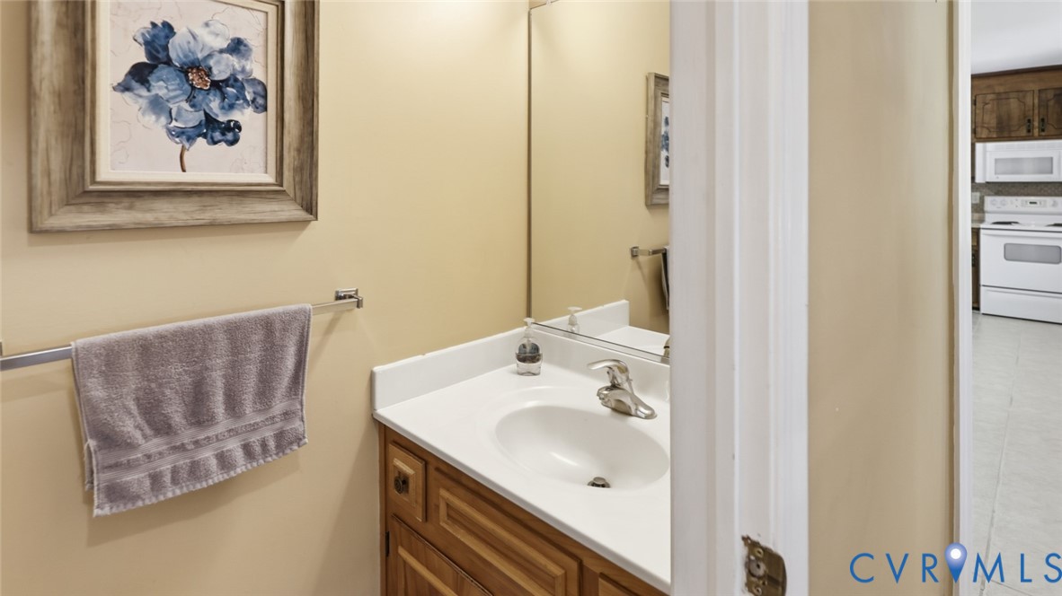 1611 Otterdale Road Midlothian, VA 23114 - Photo 19 of 52