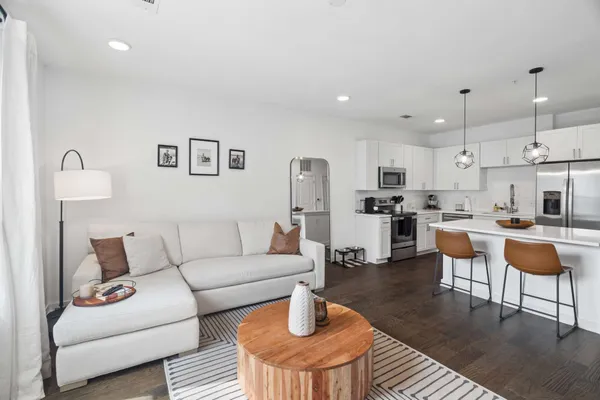 $364,000 | 1677 54th Avenue North, Unit 439, Nashville, TN 37209