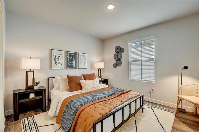 $1,929 | 15101 Litsey Crk Drive, Unit 15253H, Roanoke, TX 76262