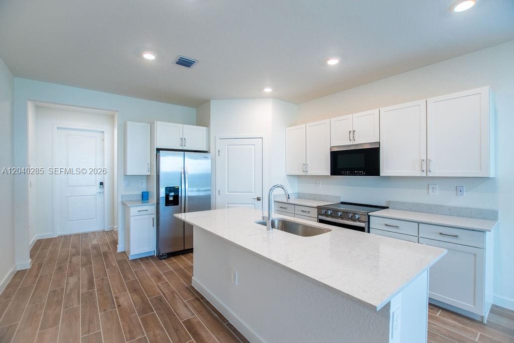 12949 Southwest 267th Street Homestead, FL 33032 - Photo 13 of 46