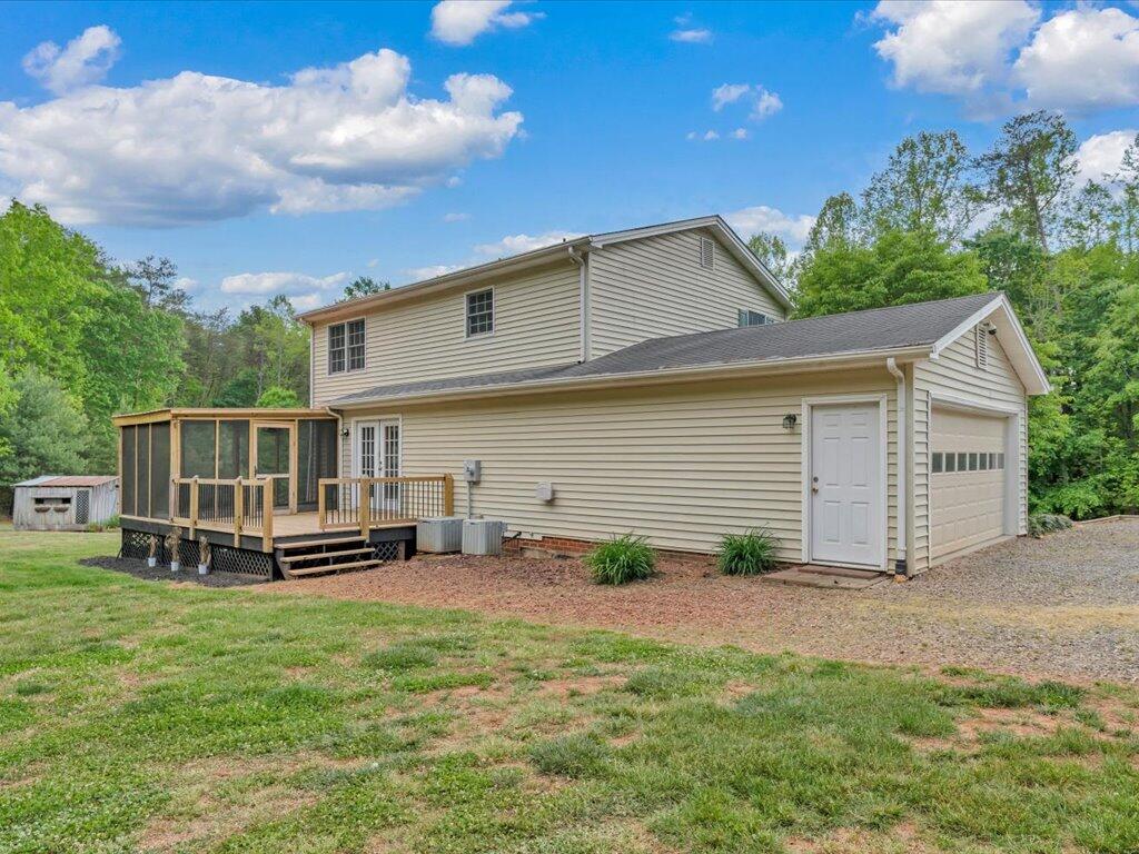 520 Scenic Drive Stuart, VA 24171 - Photo 71 of 83 71-MIB07335