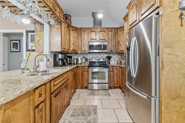 $299,999 | 3725 Meadow Wood Drive, Pasadena, TX 77503