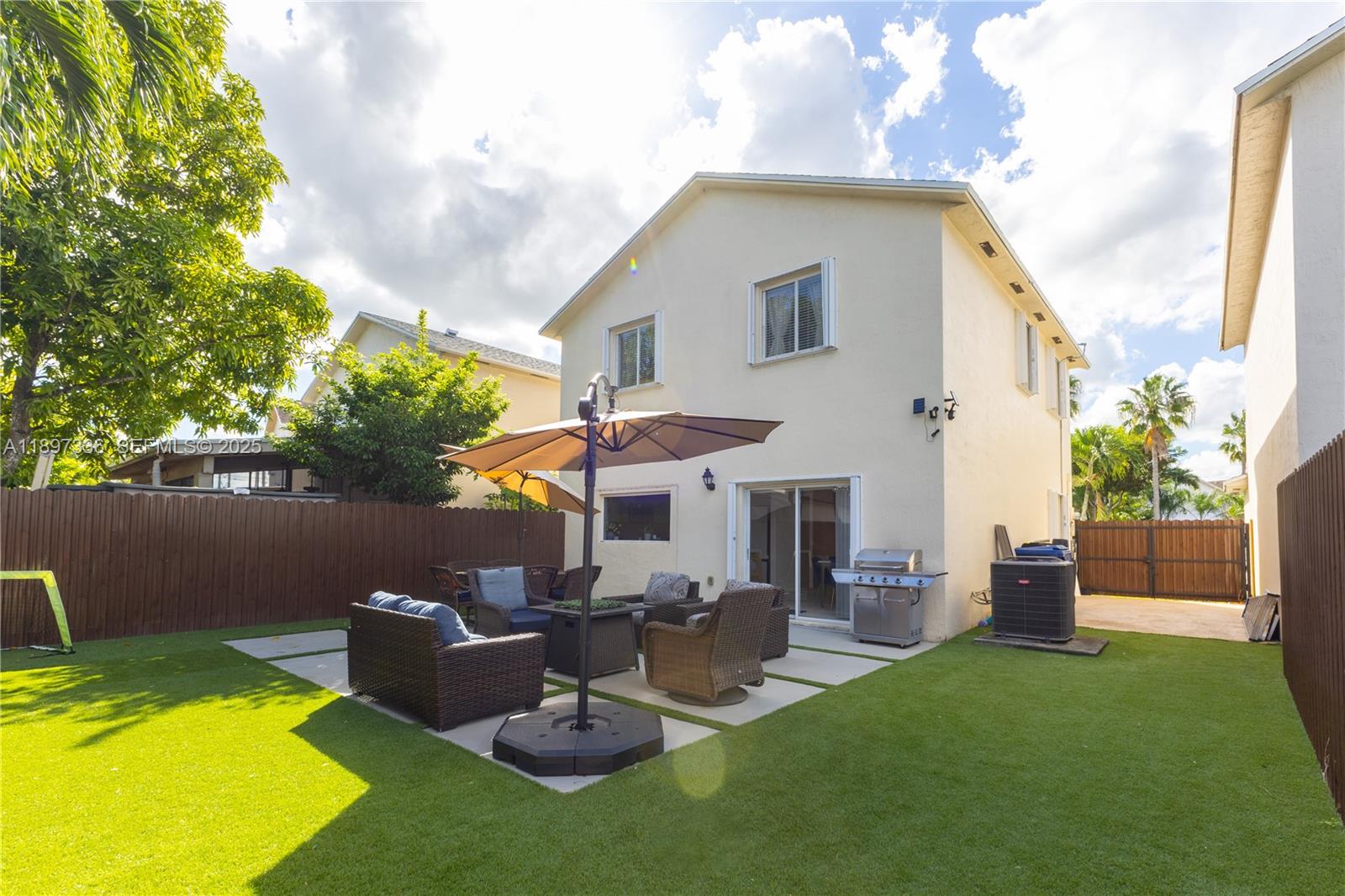 13809 Southwest 161 Terrace Miami, FL 33177 - Photo 21 of 35