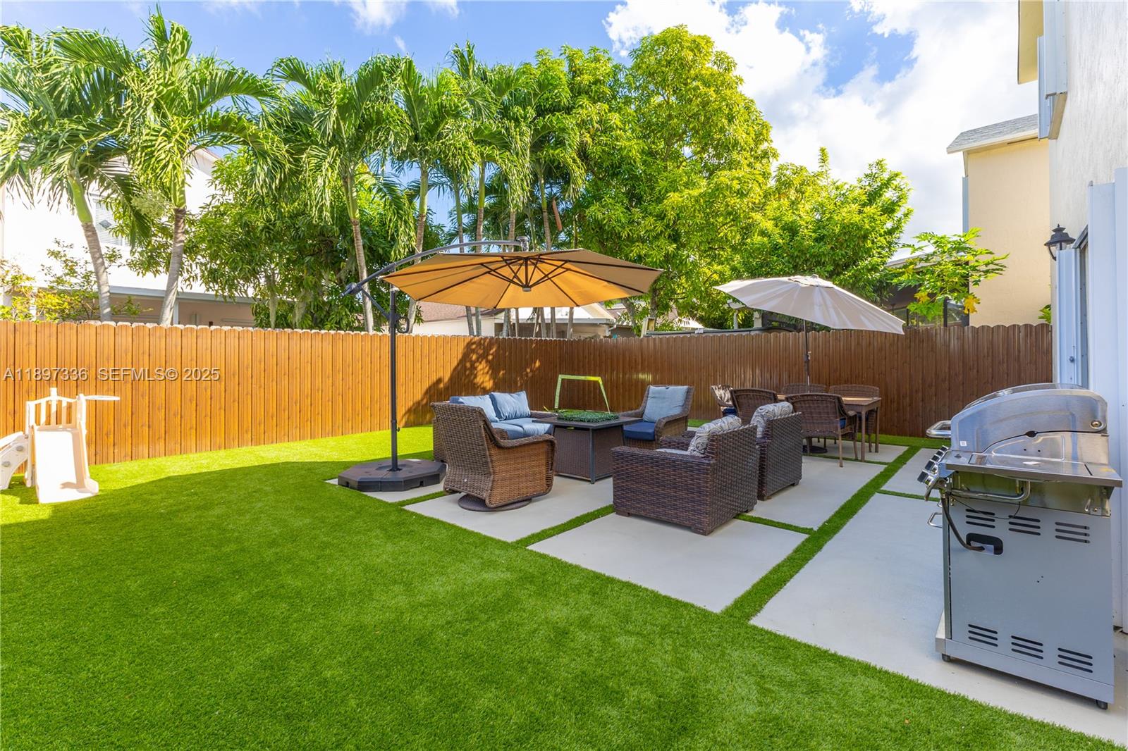 13809 Southwest 161 Terrace Miami, FL 33177 - Photo 24 of 35