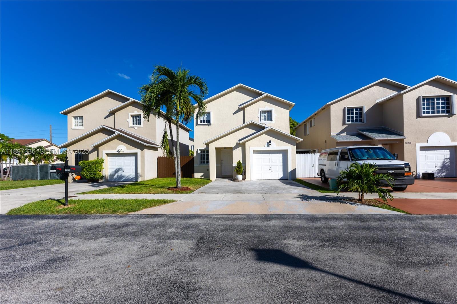 13809 Southwest 161 Terrace Miami, FL 33177 - Photo 29 of 35