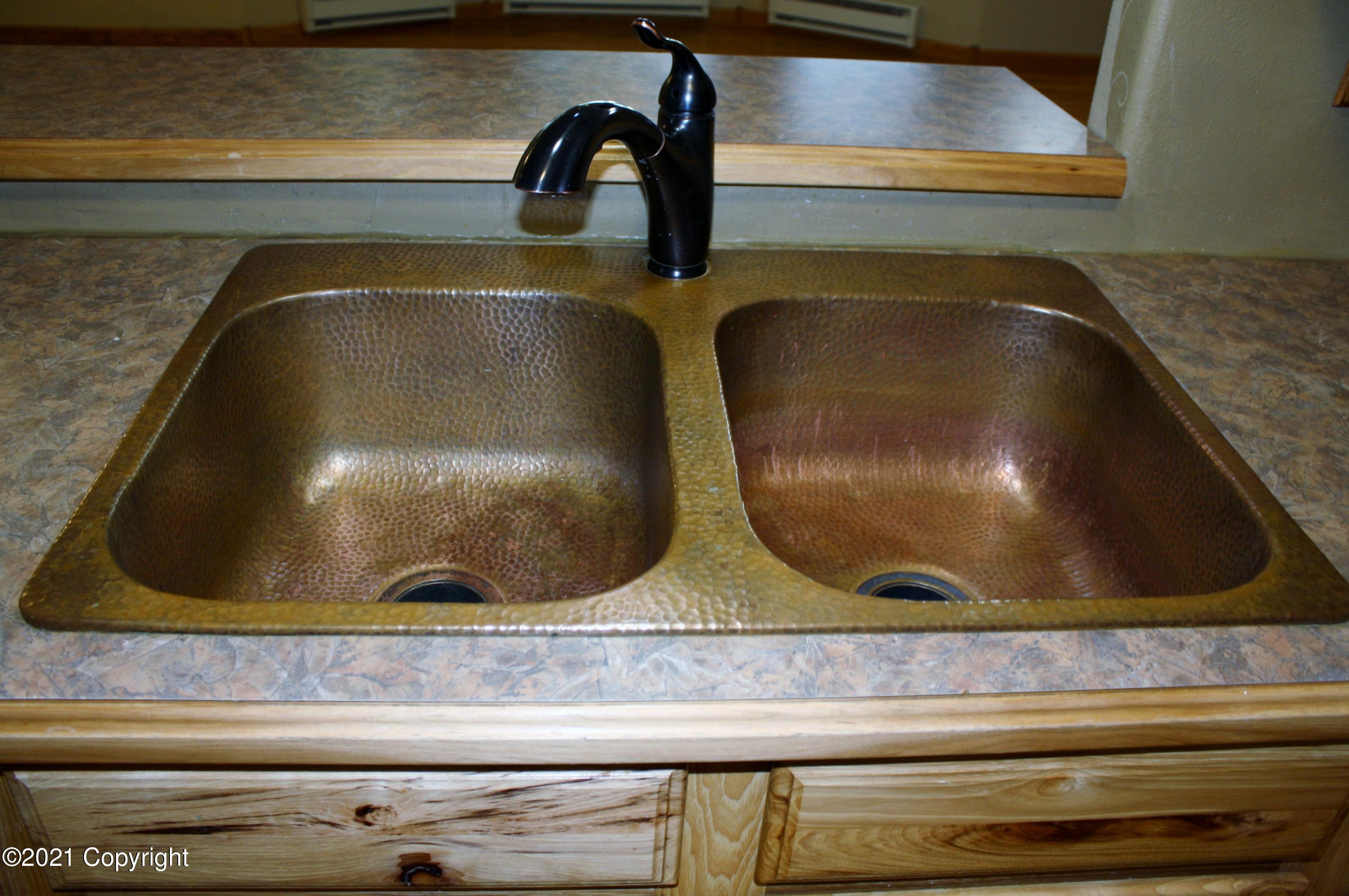 5304 Van Ripper Street Gillette, WY 82718 - Photo 10 of 107 Gallery Image 10