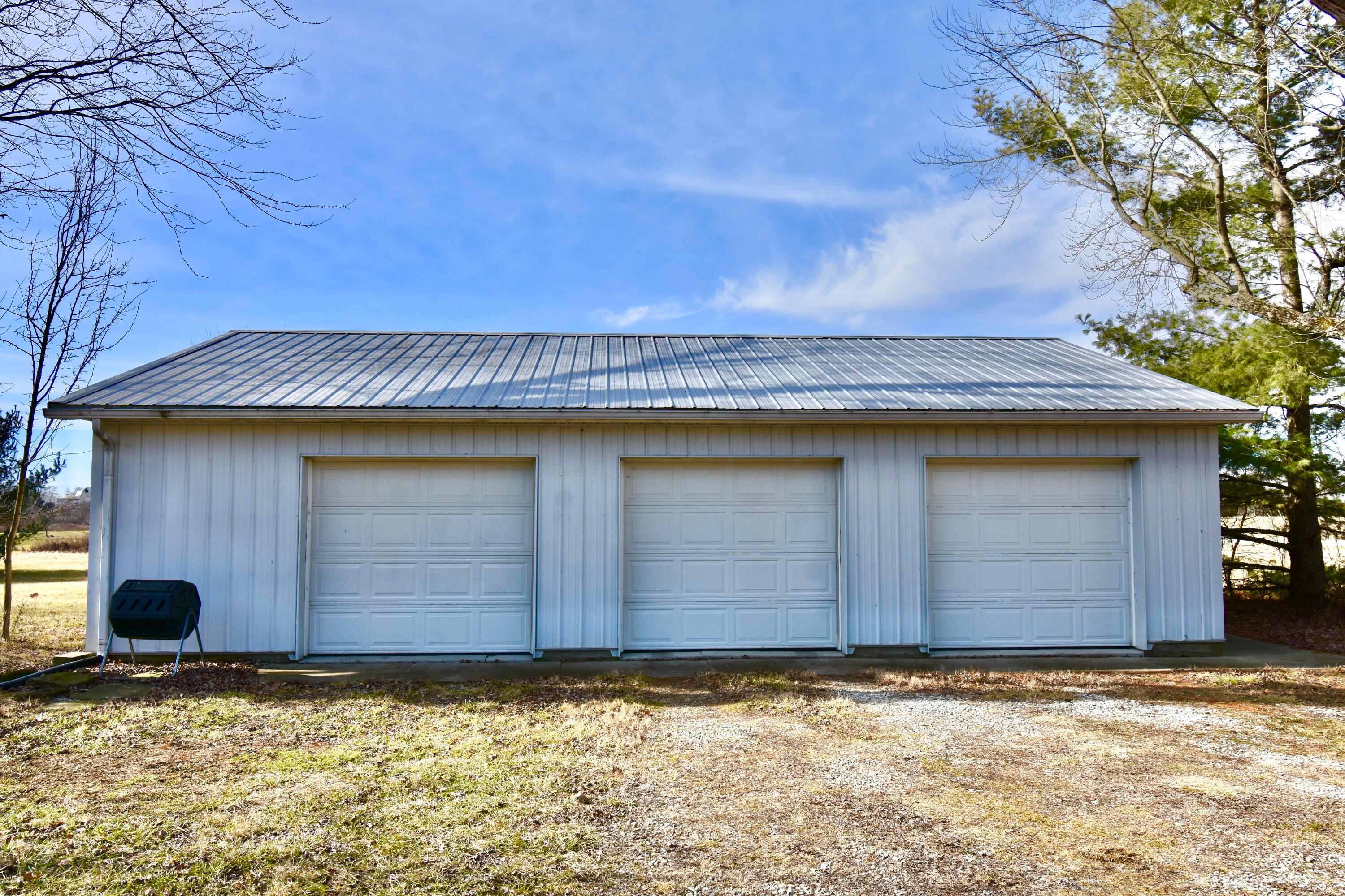 14446 Hartford Road Sunbury, OH 43074 - Photo 11 of 39 9