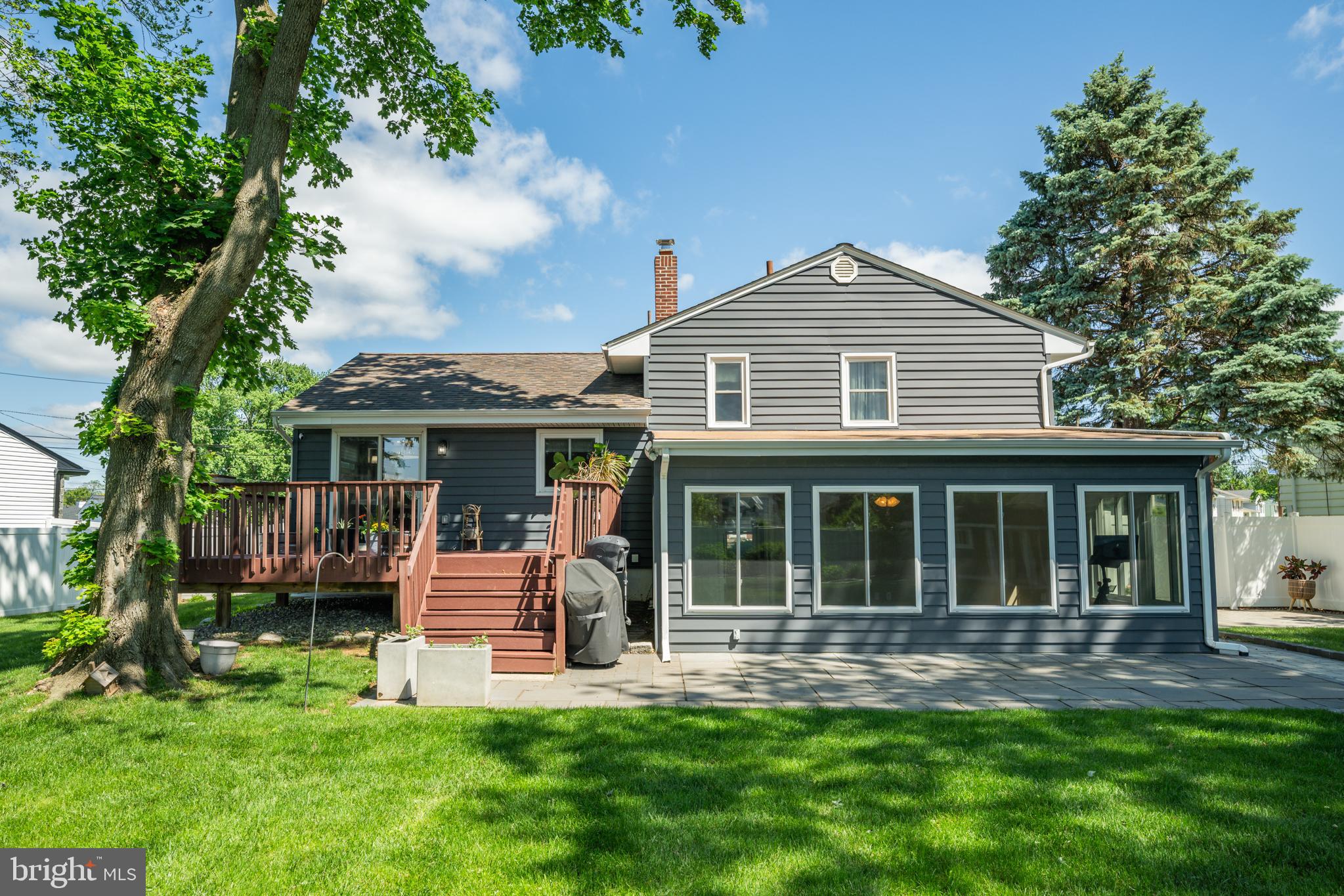 33 Dailey Drive Hamilton, NJ 08620 - Photo 20 of 27 a front view of a house with a yard