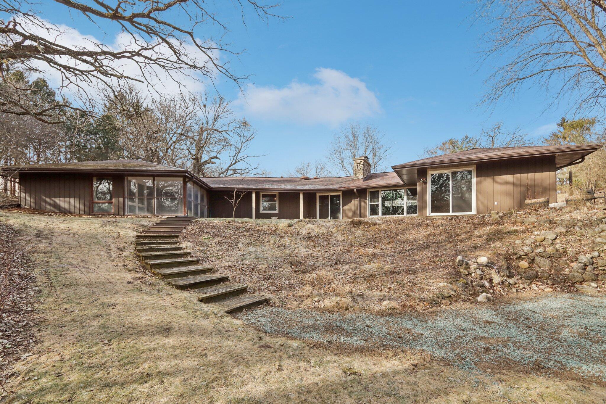 725 Criglas Road Wales, WI 53183 - Photo 1 of 1 Back of House