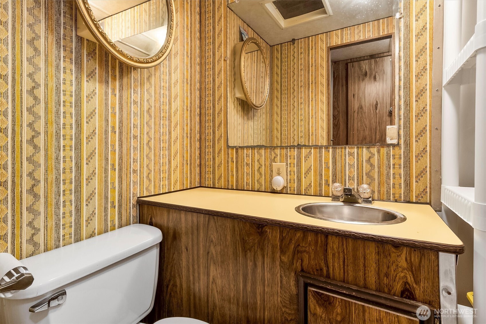 123-4 Drial Loop Maple Falls, WA 98266 - Photo 10 of 28