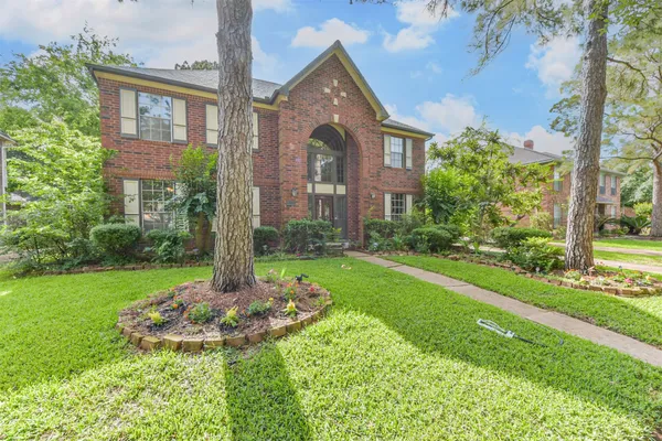 $2,700 | 1306 North Gabriel River Circle, Sugar Land, TX 77478