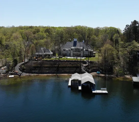 $9,495,000 | 4750 Baycliffe Drive, Excelsior, MN 55331