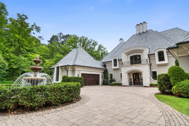 $9,495,000 | 4750 Baycliffe Drive, Excelsior, MN 55331