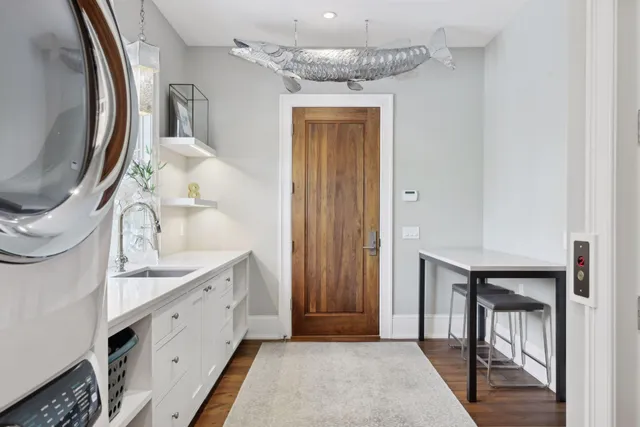 $9,495,000 | 4750 Baycliffe Drive, Excelsior, MN 55331