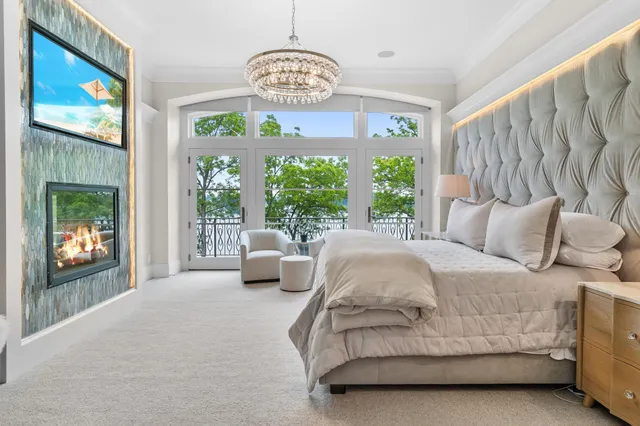 $9,495,000 | 4750 Baycliffe Drive, Excelsior, MN 55331