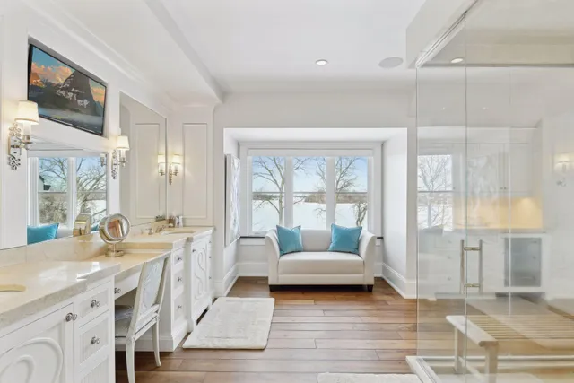 $9,495,000 | 4750 Baycliffe Drive, Excelsior, MN 55331