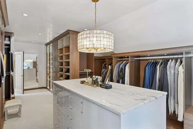 $9,495,000 | 4750 Baycliffe Drive, Excelsior, MN 55331