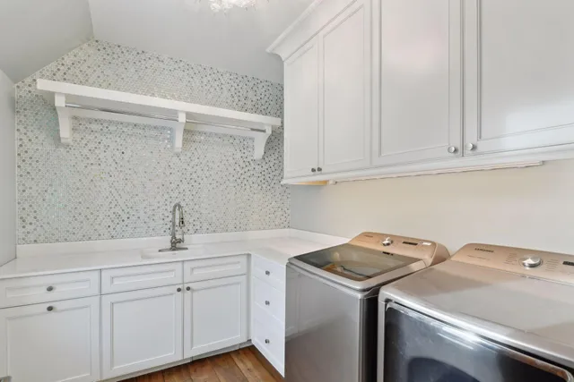 $9,495,000 | 4750 Baycliffe Drive, Excelsior, MN 55331