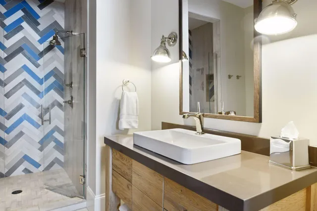 $9,495,000 | 4750 Baycliffe Drive, Excelsior, MN 55331