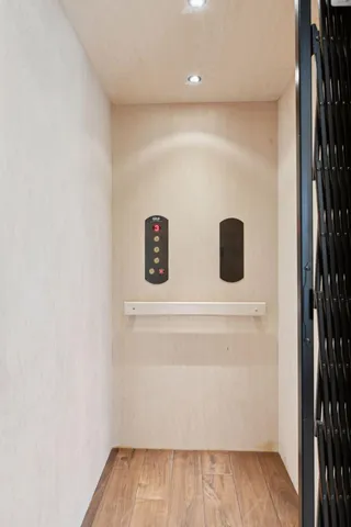 $9,495,000 | 4750 Baycliffe Drive, Excelsior, MN 55331