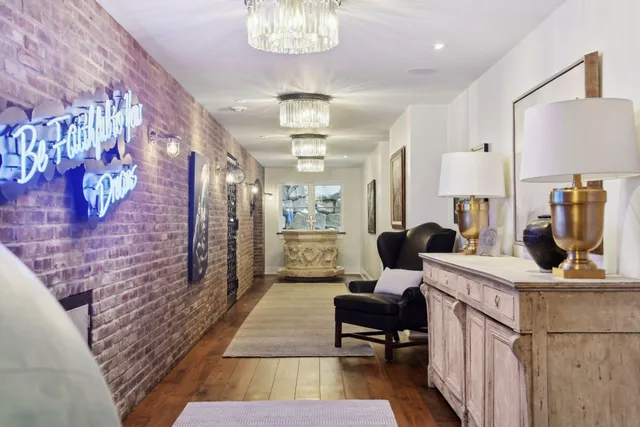 $9,495,000 | 4750 Baycliffe Drive, Excelsior, MN 55331