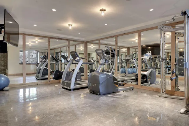 $9,495,000 | 4750 Baycliffe Drive, Excelsior, MN 55331