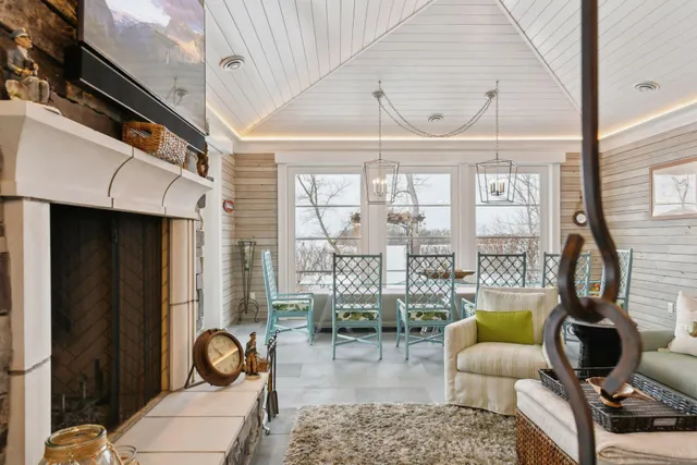 $9,495,000 | 4750 Baycliffe Drive, Excelsior, MN 55331