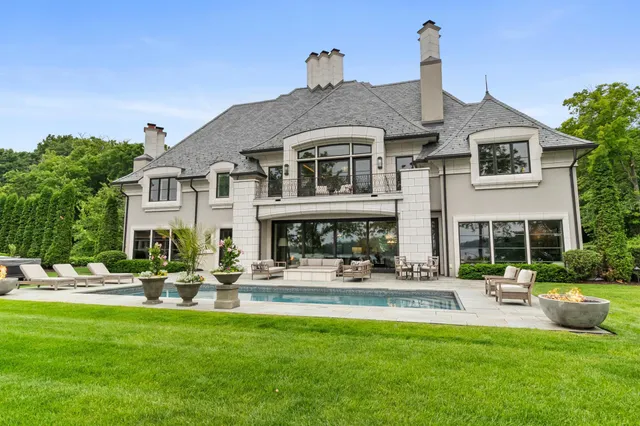 $9,495,000 | 4750 Baycliffe Drive, Excelsior, MN 55331