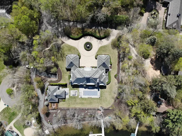 $9,495,000 | 4750 Baycliffe Drive, Excelsior, MN 55331