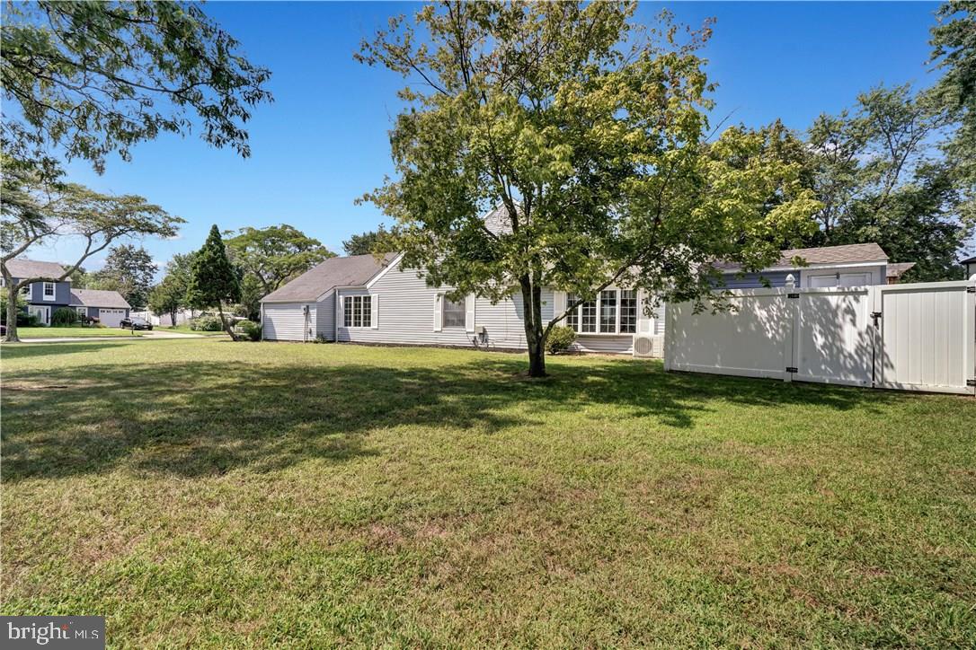 116 Yellowbank Road Toms River, NJ 08753 - Photo 14 of 75