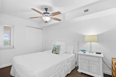 $515,000 | 1321 South Ocean Boulevard, Unit 708, North Myrtle Beach, SC 29582