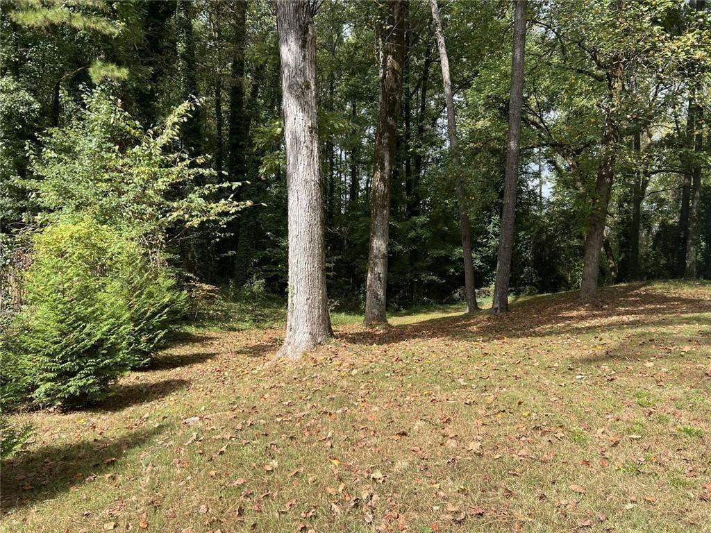 3499 Prince George Street Atlanta, GA 30344 - Photo 2 of 9