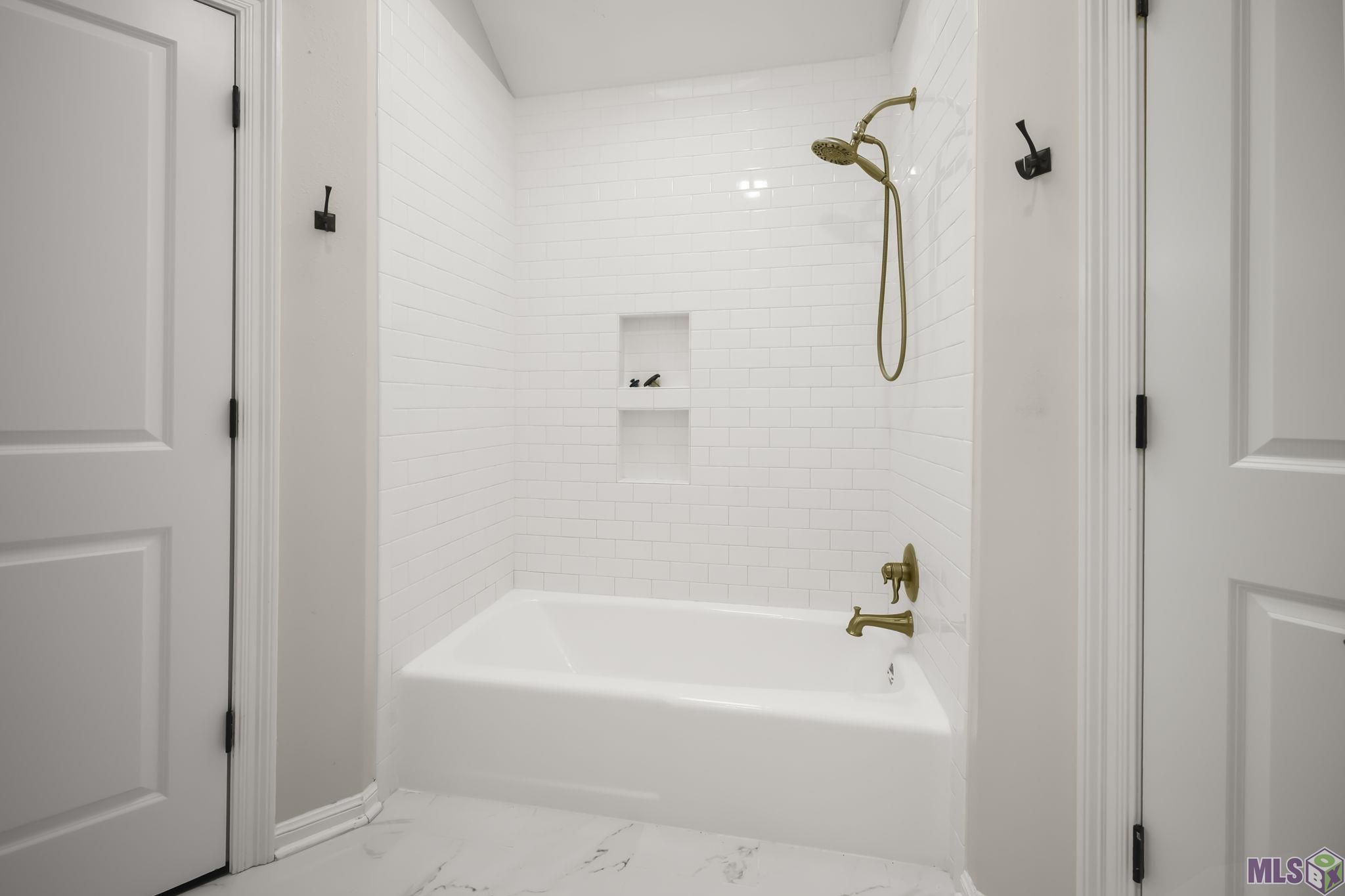 7846 Menlo Drive Baton Rouge, LA 70808 - Photo 12 of 25