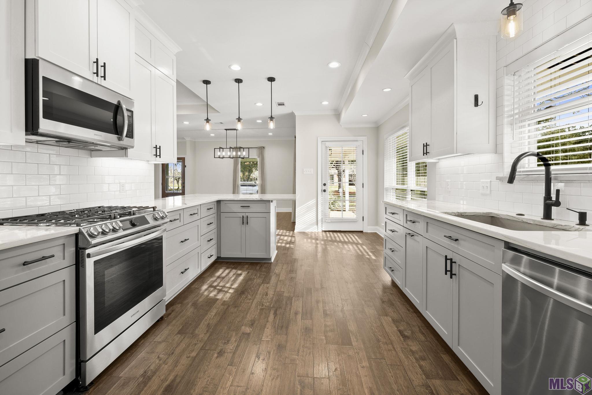 7846 Menlo Drive Baton Rouge, LA 70808 - Photo 2 of 25