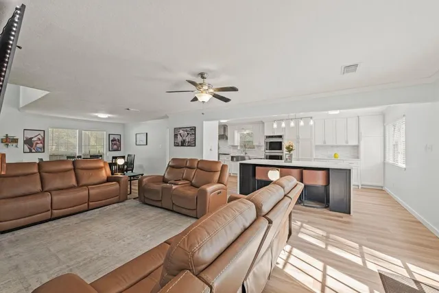 $325,000 | 18456 Misty Wood, Porter, TX 77365