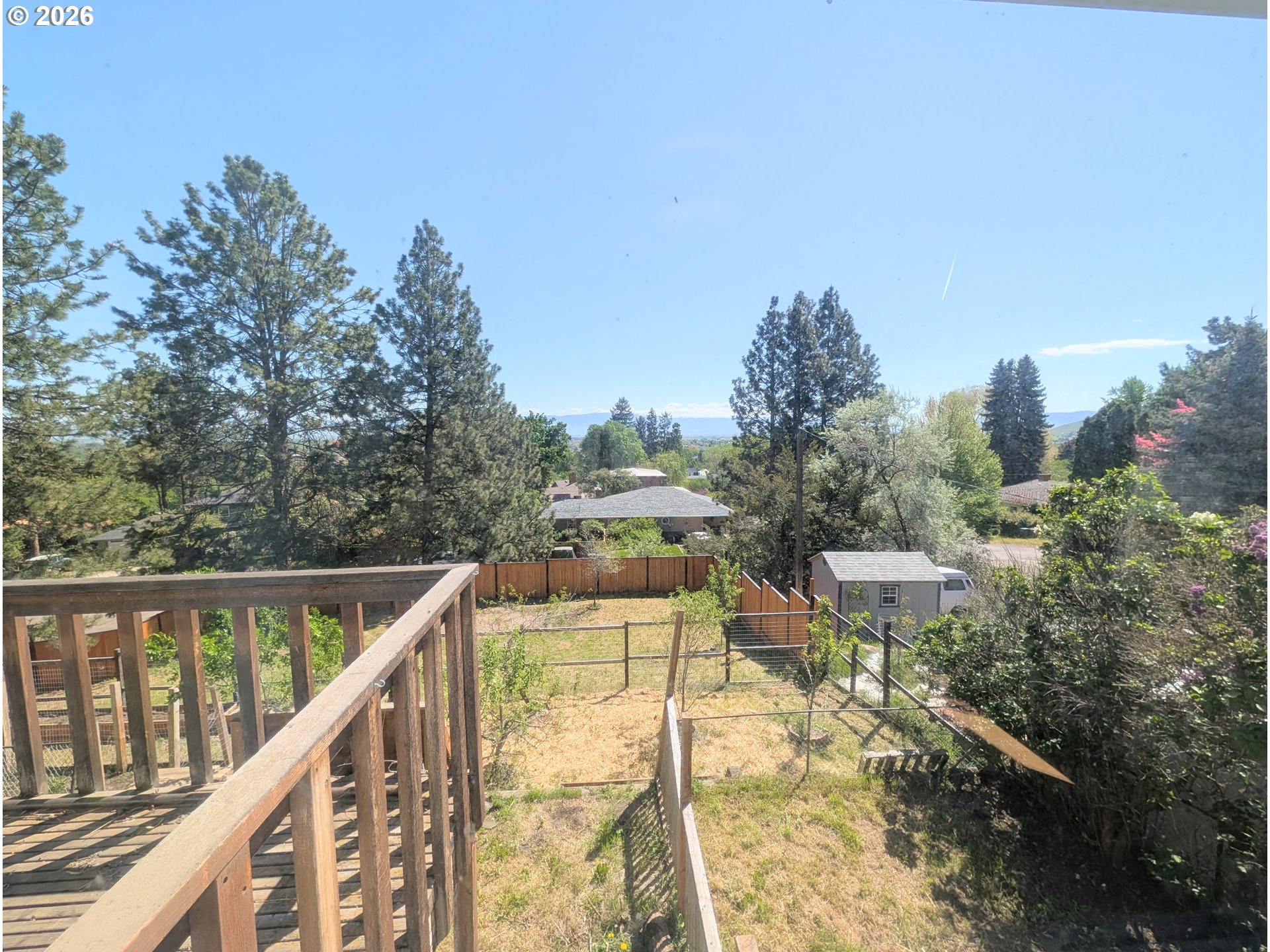 1624 Foley Street La Grande, OR 97850 - Photo 27 of 37 a balcony with wooden floor and city view