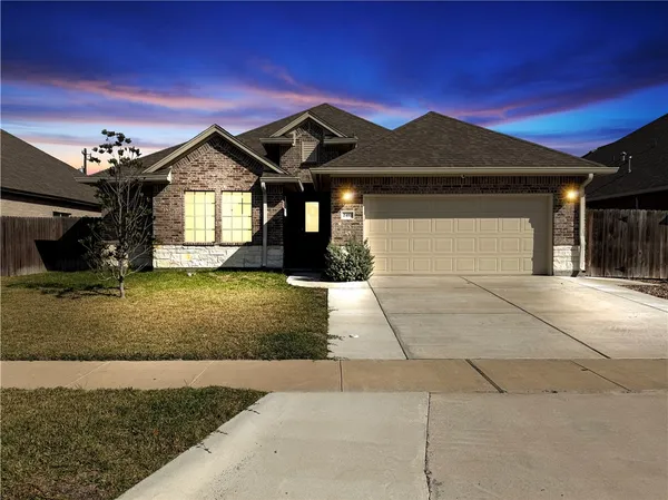 $2,650 | 2410 Thankful Street, Corpus Christi, TX 78418