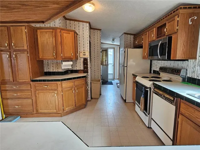 $175,000 | 6601 Ridgeway Street, St. Joseph, MO 64504