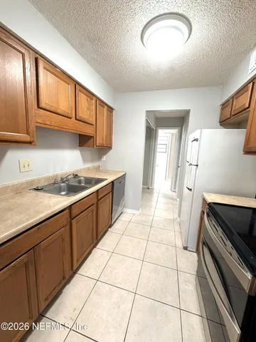 $485,000 | 460 Bentwood Lane, Orange Park, FL 32073