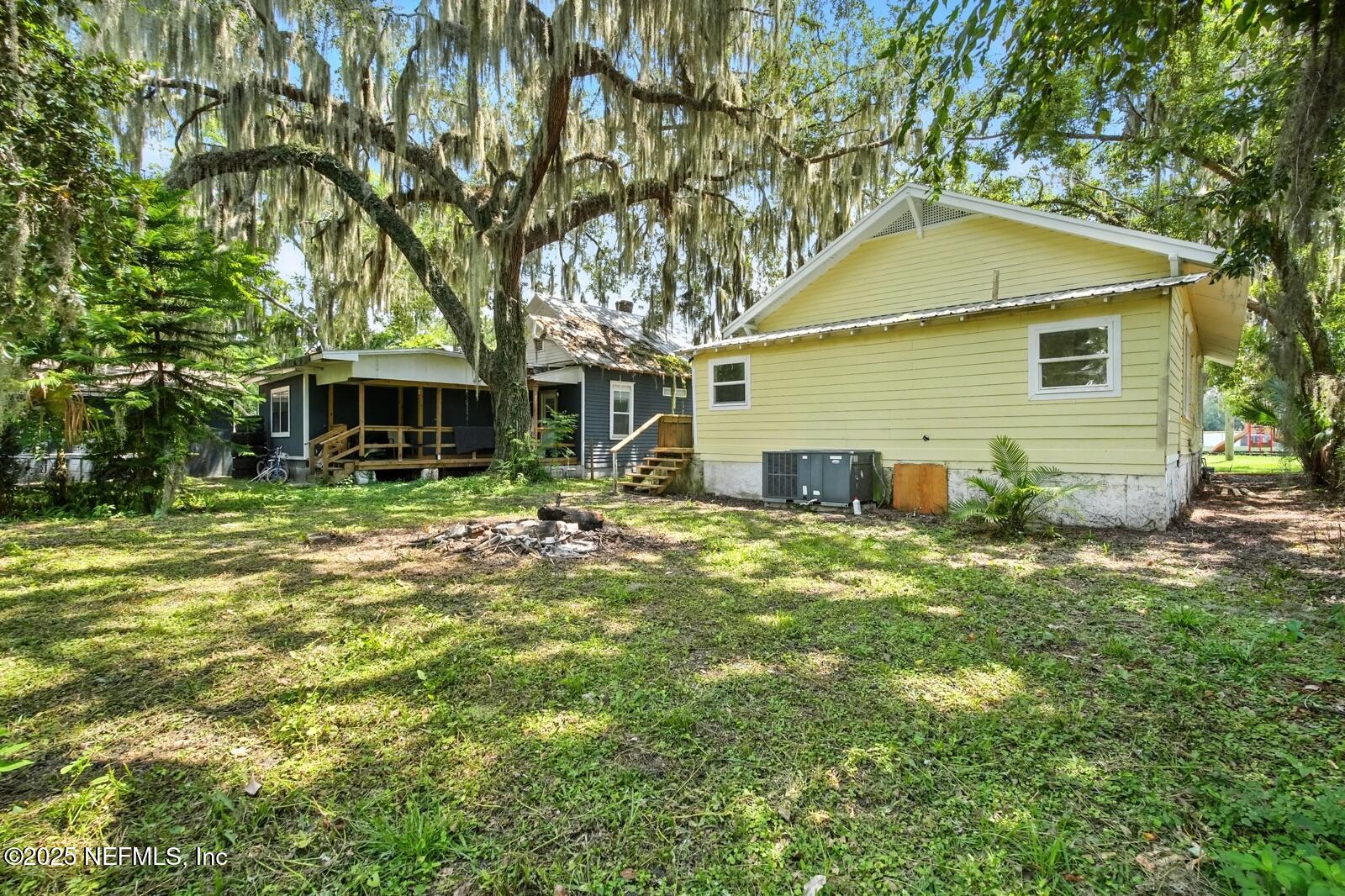 412 Madison Street Palatka, FL 32177 - Photo 25 of 29 a view of a yard in front of house