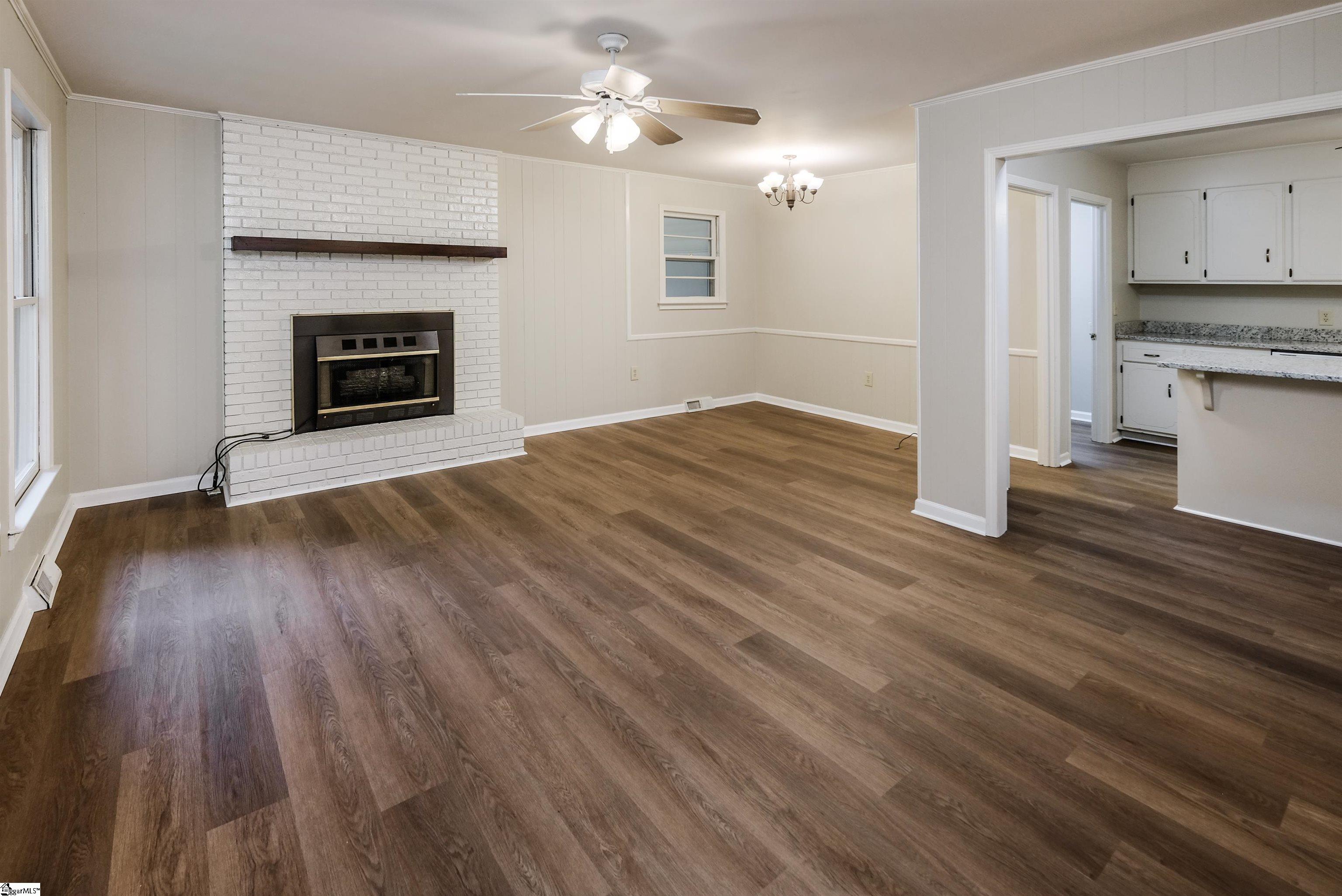 116 Rockmont Road Easley, SC 29640 - Photo 3 of 28