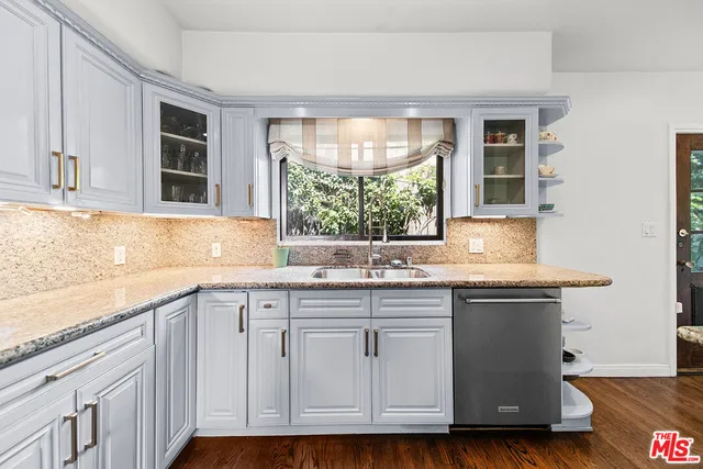 $1,799,000 | 6626 Cahuenga Terrace, Los Angeles, CA 90068