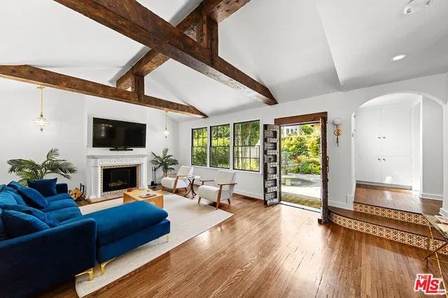 $1,799,000 | 6626 Cahuenga Terrace, Los Angeles, CA 90068