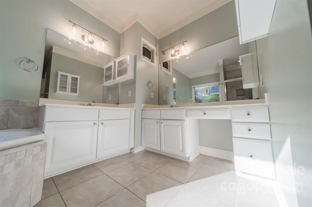 7812 Bankhead Road Denver, NC 28037 - Photo 24 of 48 Gallery Image 24