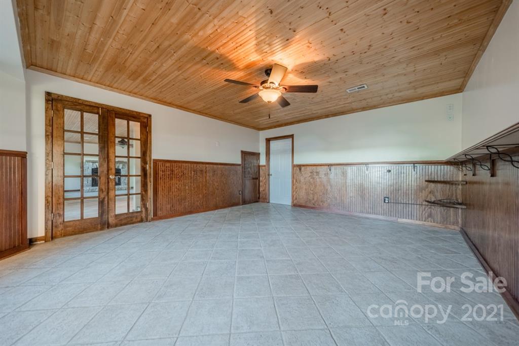 7812 Bankhead Road Denver, NC 28037 - Photo 39 of 48 Gallery Image 39