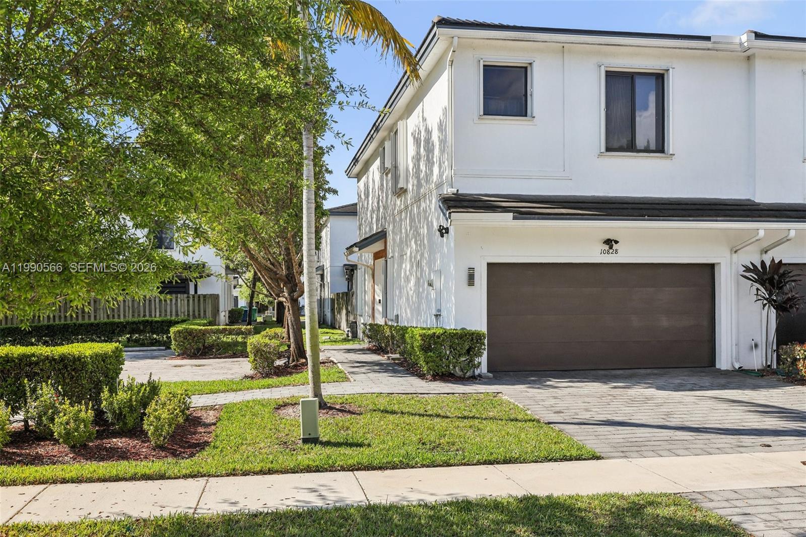 10828 Southwest 235th Street Homestead, FL 33032 - Photo 3 of 38