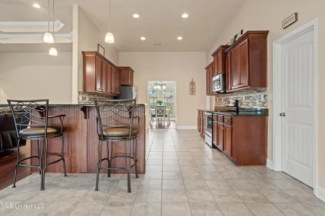 $460,000 | 8505 Poplar Trail, Biloxi, MS 39532